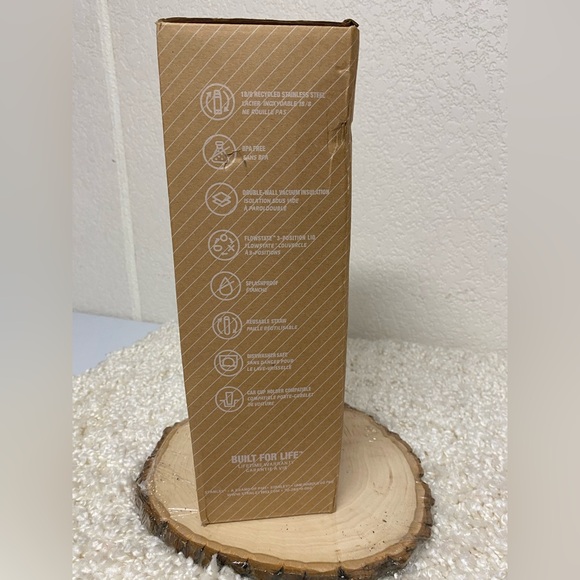 Stanley Pink Hello Kitty Quencher Tumbler - Picture 6 of 10